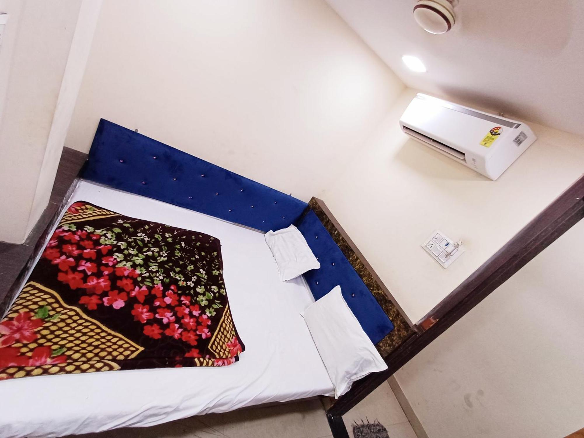 Blue Tower Hotel Ujjain Exterior photo