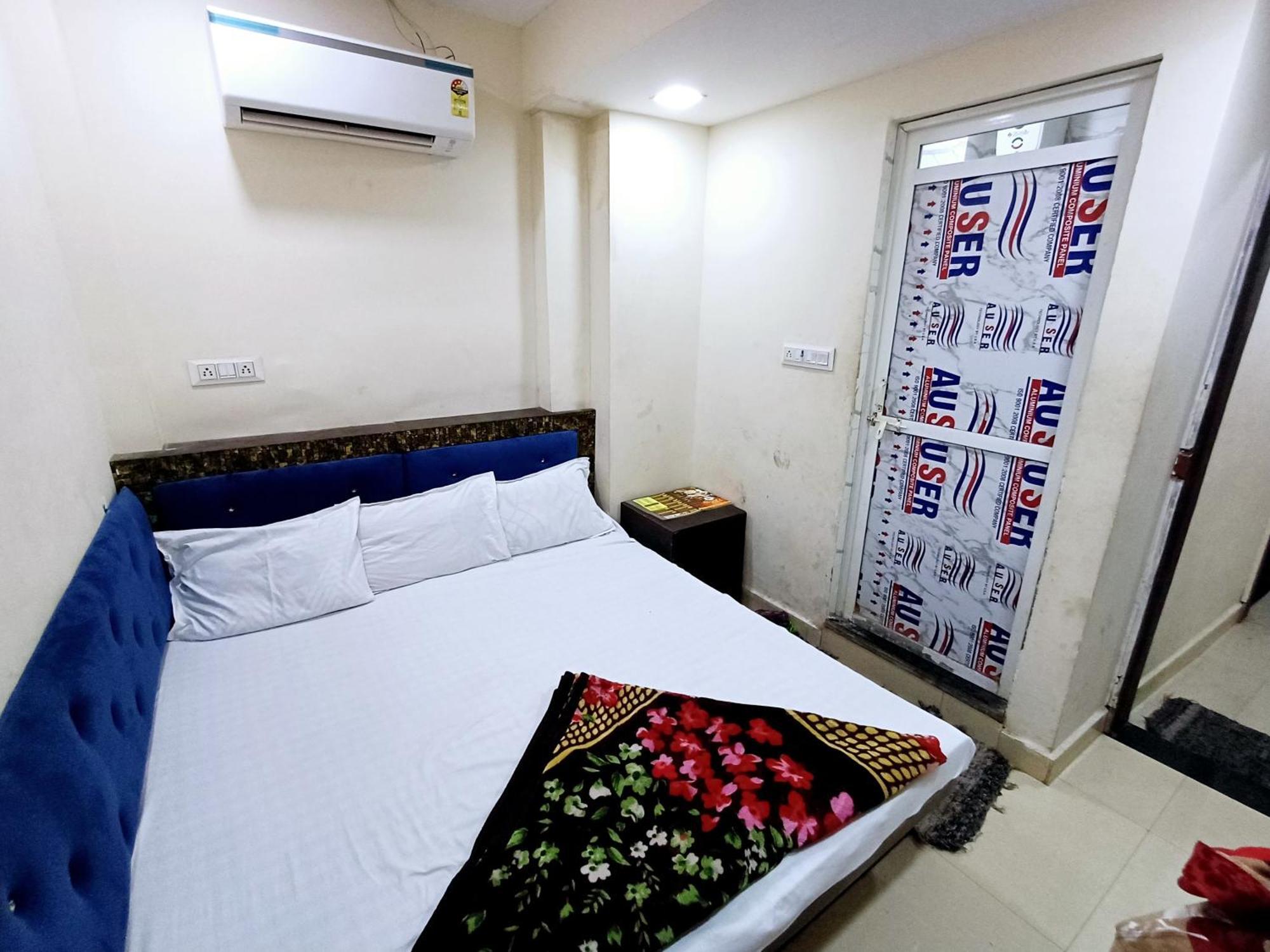 Blue Tower Hotel Ujjain Exterior photo