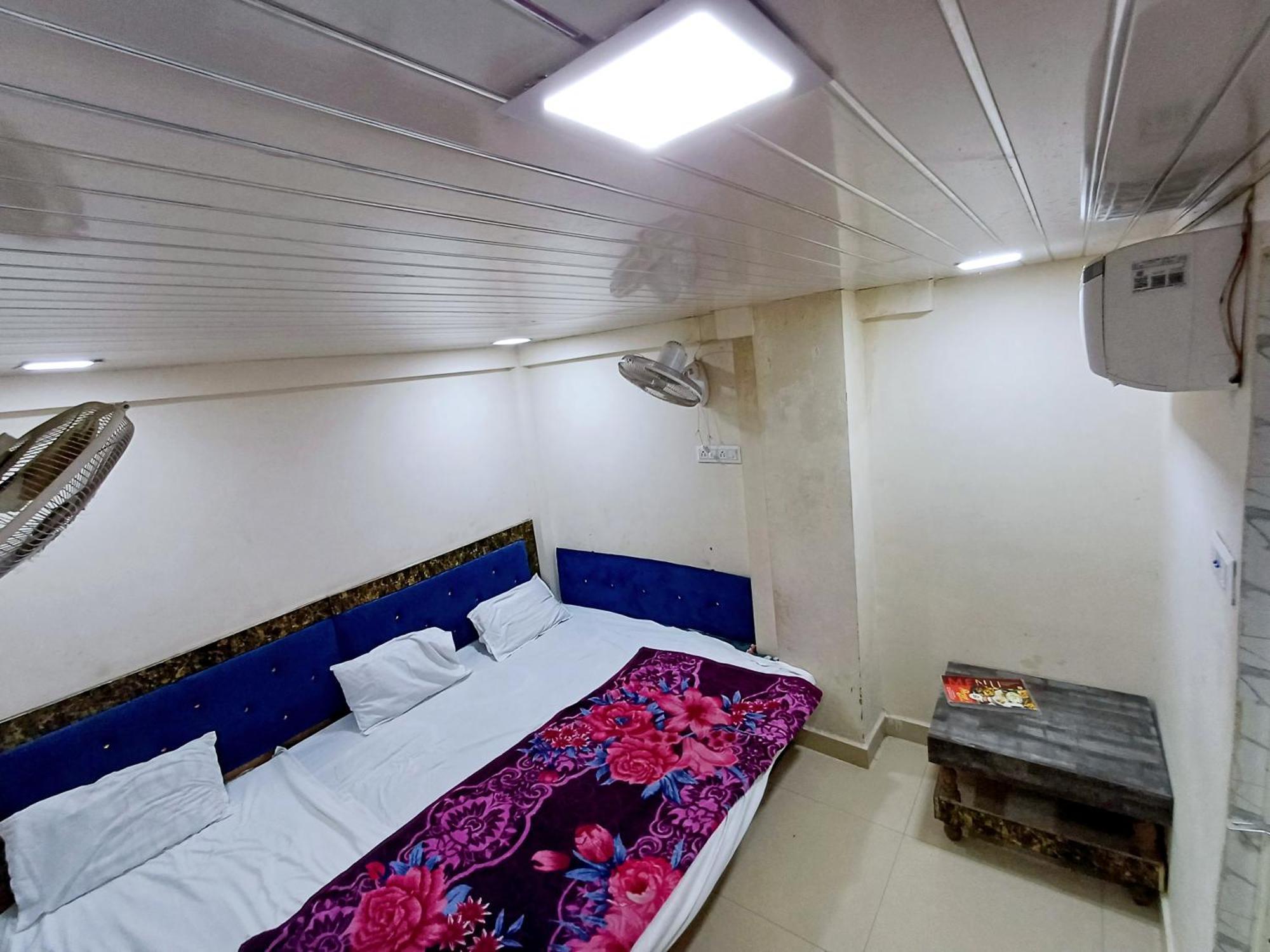 Blue Tower Hotel Ujjain Exterior photo